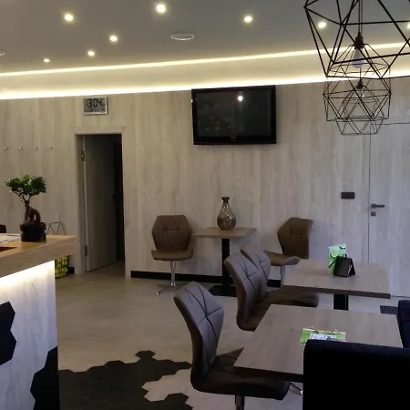 Roci Guest house Slapanice